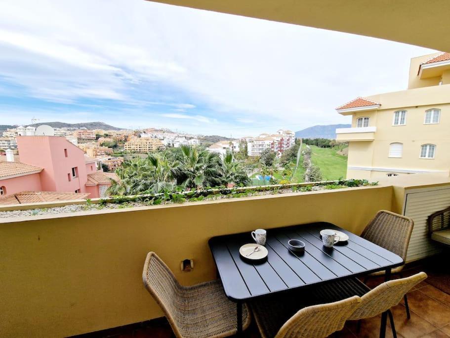 Апартаменты Royal Golf View: 2Br, Pools & Ac Ситио-де-Калаонда Экстерьер фото