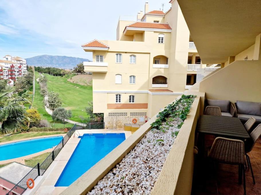 Апартаменты Royal Golf View: 2Br, Pools & Ac Ситио-де-Калаонда Экстерьер фото