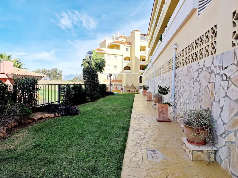 Апартаменты Royal Golf View: 2Br, Pools & Ac Ситио-де-Калаонда Экстерьер фото
