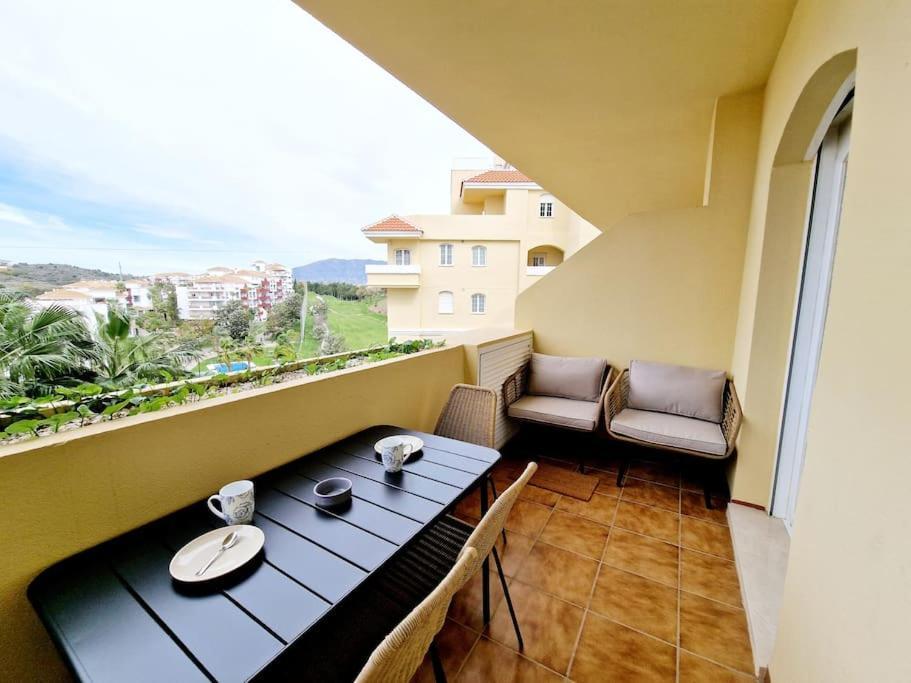Апартаменты Royal Golf View: 2Br, Pools & Ac Ситио-де-Калаонда Экстерьер фото