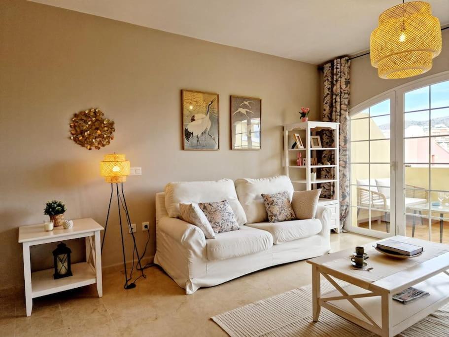 Апартаменты Royal Golf View: 2Br, Pools & Ac Ситио-де-Калаонда Экстерьер фото