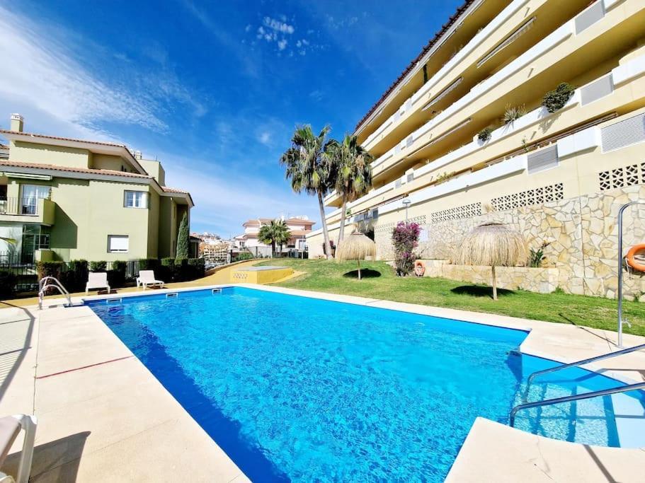Апартаменты Royal Golf View: 2Br, Pools & Ac Ситио-де-Калаонда Экстерьер фото